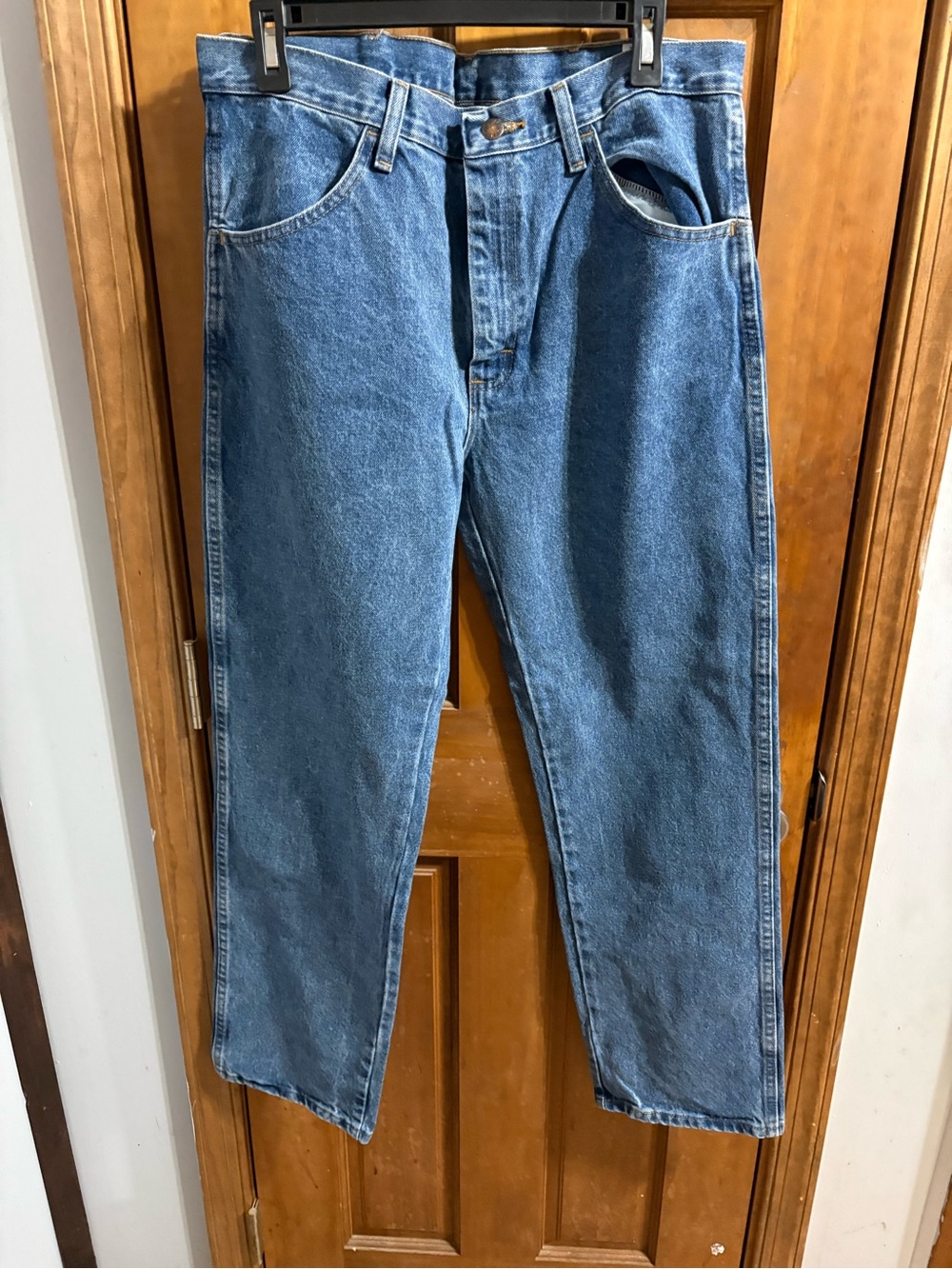Rustler Men's Relaxed Blue Denim Jeans